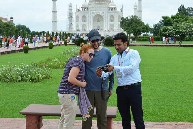 Taj Mahal Skip-The-Line Entry Tickets with Guided Tour - Entering the Taj Mahal without losing half your morning
