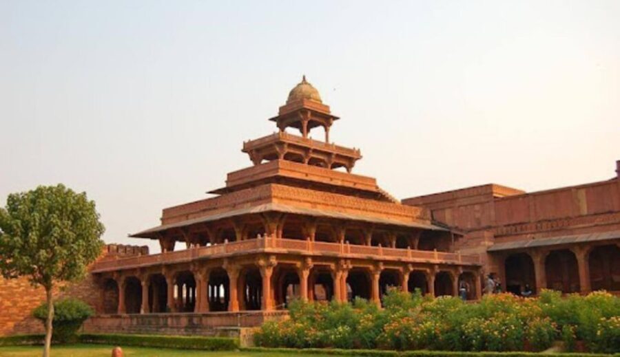 Taj Mahal Sunrise & Agra Fort Tour with Fatehpur Sikri - Breakfast at the hotel: included, but confirm the details