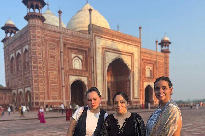 Taj Mahal Sunrise Tour from Delhi – 2-Day Agra Overnight Trip - Day One in Agra: Agra Fort’s scale and Mehtab Bagh’s river view