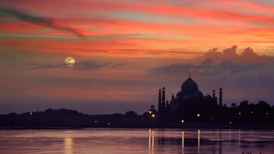 Taj Mahal Sunset Tour By Tuk Tuk with Private Guide - Pickup Across NCR: The Convenience Piece That Actually Matters