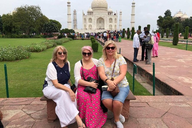 Taj Mahal Tour by Gatimaan Express Train With Lunch At 5 Star Hotel - Gatimaan Express and hotel transfers: the logistics that make this trip work