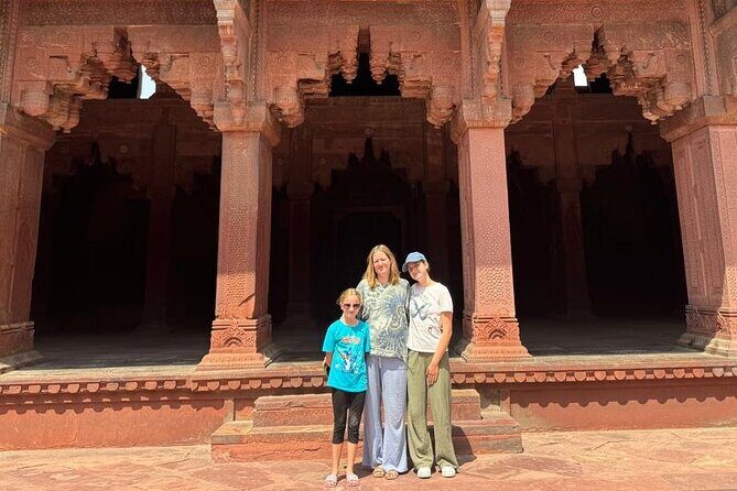Taj Mahal Tour from Delhi All-Inclusive With-Multiple-Options - Itmad-ud-Daula (Baby Taj) option: details lovers will smile
