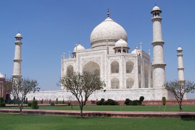 Taj Mahal Tour from Delhi by India's Fastest Train (GATIMAAN EXP) - The Real Rhythm of a 12-Hour Day: Train, Car, and Heat Management
