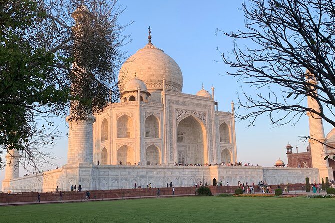 Taj Mahal Virtual Tour with Local Guide(Online Experience ) - How the Taj Mahal Virtual Tour video meeting actually plays