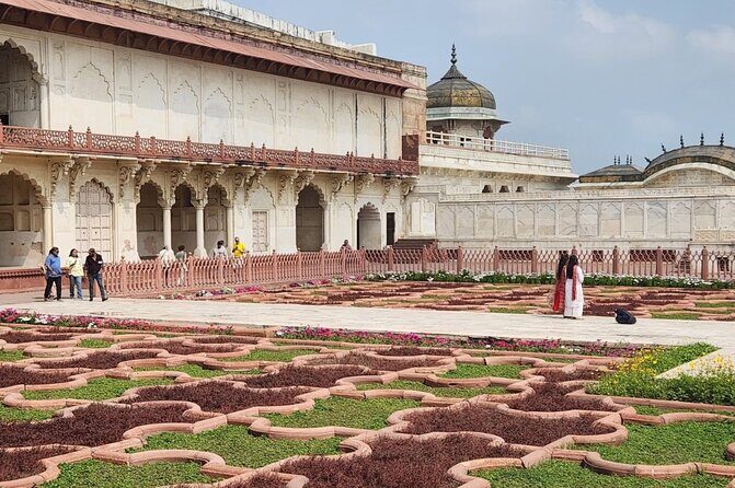 Taj Uncovered: Private Tour to Taj Mahal, Fort From Delhi By Car - Who this private Taj and Agra tour is best for