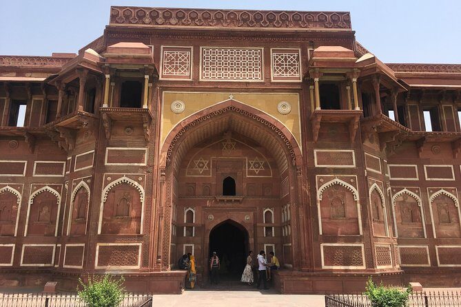 Tajmahal Sunrise And Sunset Tour in Agra with Fatehpur Sikri - Fatehpur Sikri: A Capital That Couldn’t Stay Hydrated