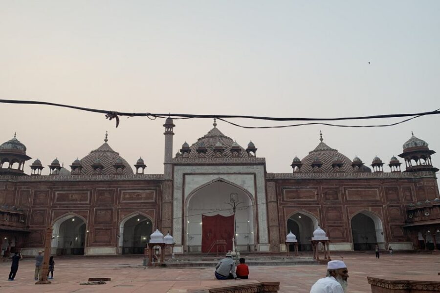 Tajmahal With Mausoleum Skip The Line Ticket With Guide - Who Should Book This Taj Mahal Skip-the-Line Ticket