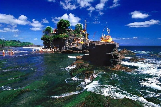 Taman Ayun And Tanah Lot Temple Sunset Tour - Taman Ayun Temple: Water Gardens and Photo-Worthy Details