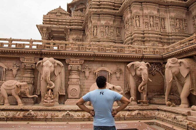Tour to Akshardham temple with Guide and Delhi Transfer - Entering Swaminarayan Akshardham faster (and why that’s worth paying for)