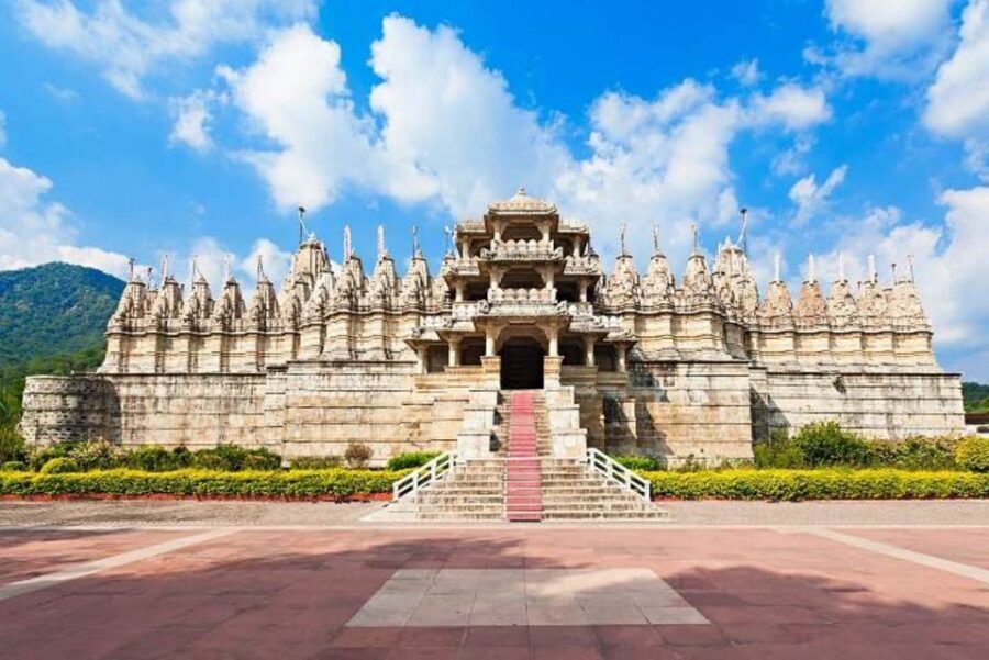 Transfer from Jodhpur to Udaipur via Jain Temple in Ranakpur - A private ride that keeps your day from melting into chaos