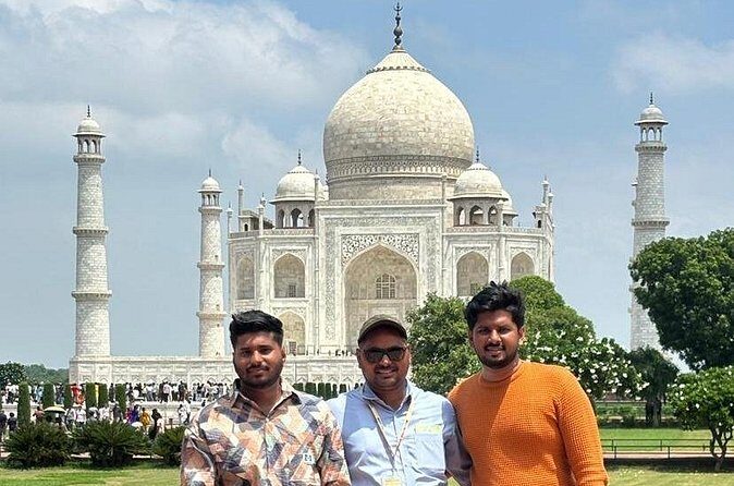 Trip To Taj Mahal From Delhi - Shopping and Mehtab Bagh options: customize without losing the day