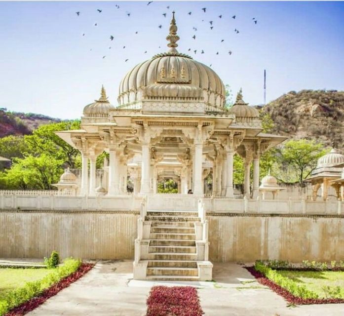 Two days Jaipur tour with guide by private car. - Logistics that help: pickup, private group, and a calmer start