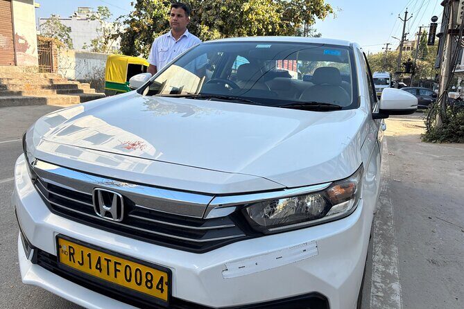 Udaipur Airport to Udaipur Hotels drop: Private Transfers - Door-to-Door Drop-Off Across Udaipur (Any Hotel or Location)