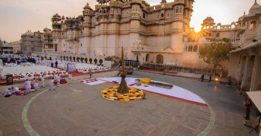 Udaipur: City Palace Museum Tour and Lake Pichola Boat Tour - Transfers and Timing: How the Day Stays Smooth