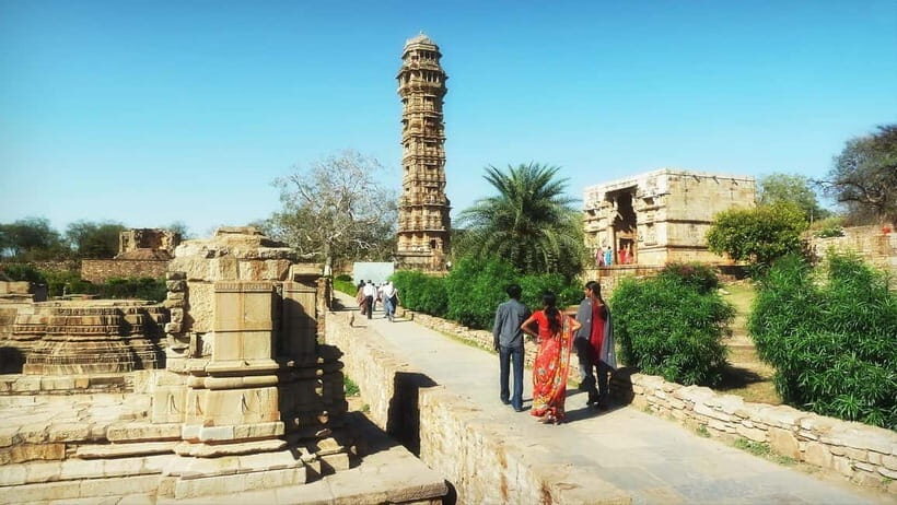 Udaipur: Guided Day Trip to Chittorgarh Fort - Key things you’ll notice on this Chittorgarh day trip