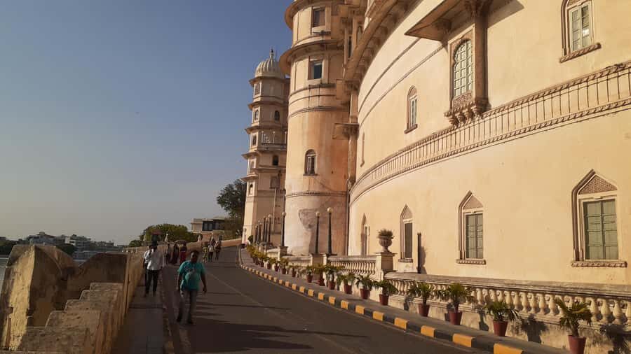Udaipur Highlights: Private City Sightseeing guided tour - Jagdish Temple: a carved starting point in the old city