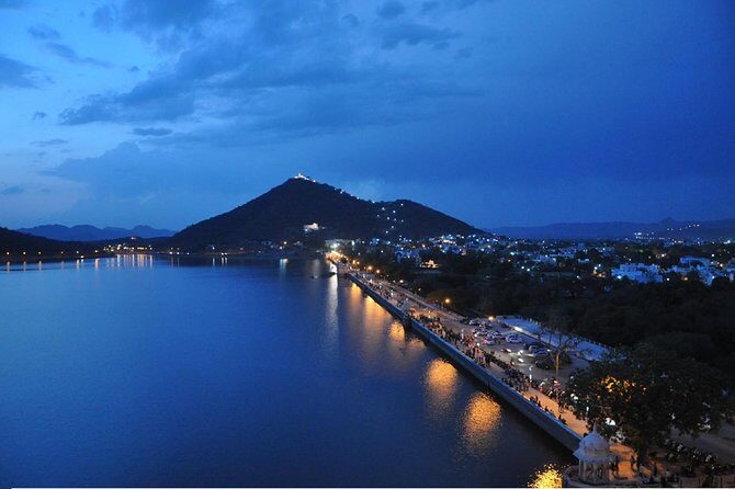 Udaipur Night Walk (2 Hours Guided Walking Tour) - Why a Udaipur night walk is worth your 2 hours