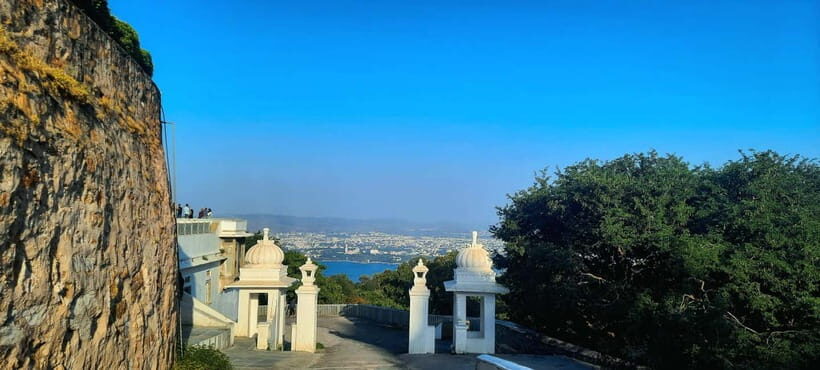 Udaipur: Sajjangarh Monsoon Palace Day Trip with Tickets - The Payoff: Hilltop Panoramas With a Time-Saving Plan