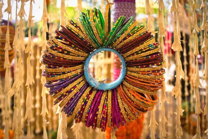Udaipur Shopping Tour with Pickup and Drop Off - Maldas Street for Wedding Outfits: Shopping With a Clear Goal