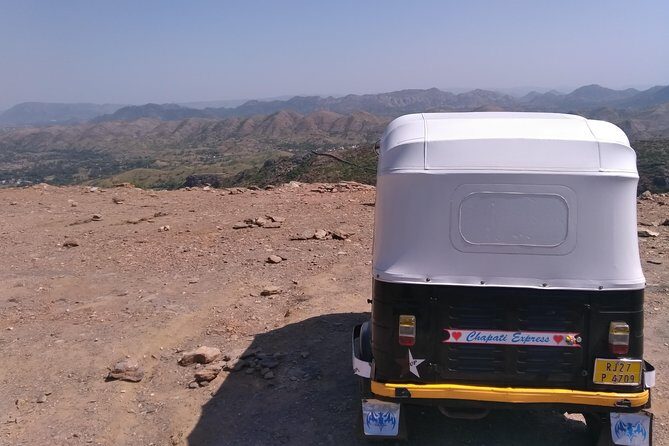 Udaipur Sightseeing Day Tour with Professional Guide - Bagore Ki Haveli: a noble home with courtyard energy