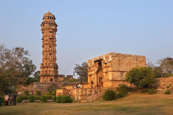 Udaipur to Jaipur via Visiting Chittorgarh Fort guide tour - Key things to know before you go
