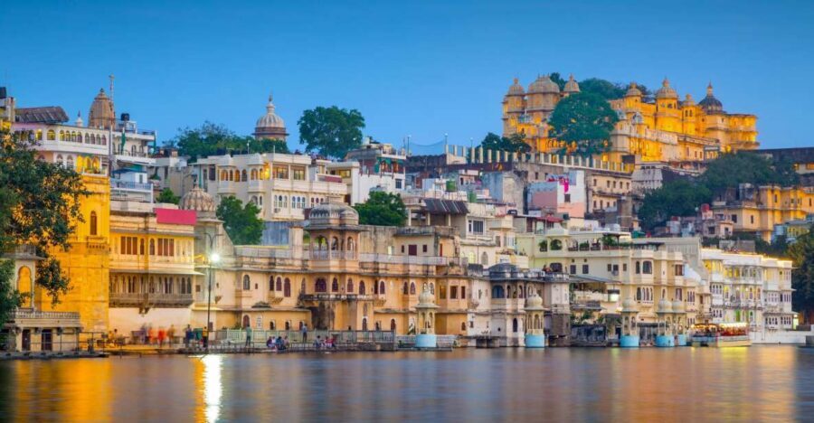 Udapiur: Night Walking Tour - Pearl Hill and the view over Fateh Sagar Lake