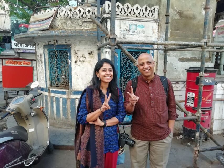 Udapiur: Night Walking Tour - Moteshwar Mahadev Temple: the spiritual stop on the route
