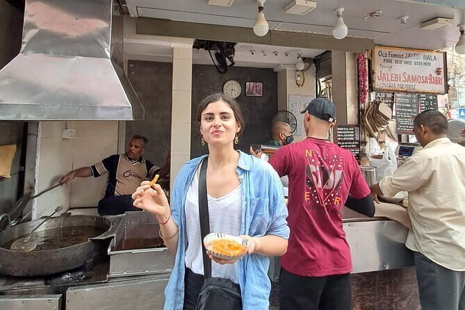 Unveil Old Delhi's Food, Spice Market & Heritage Walk - Khari Baoli Spice Market: Learn the Scents, Then Put Them in Your Mouth