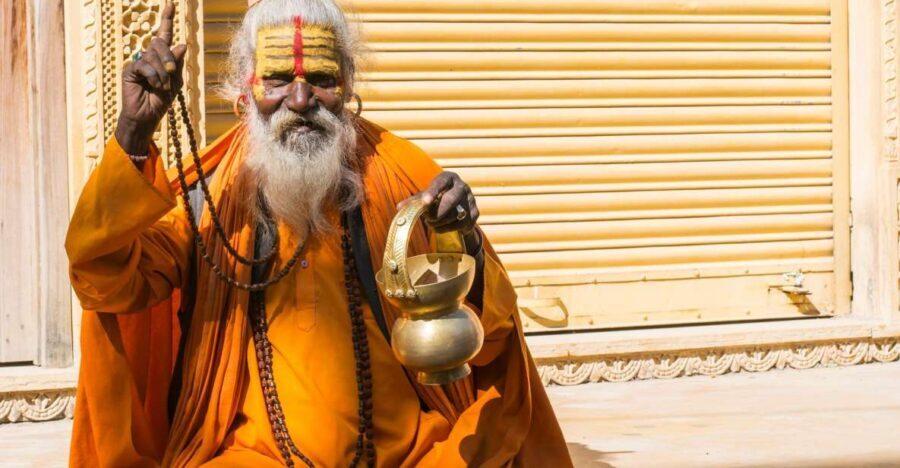 Varanasi: 3-Day Private Enchanting Varanasi - Evening Ganga Aarti at the ghats: the moment most people remember