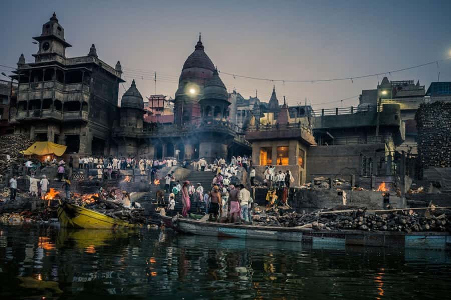 Varanasi: 3-Hour Evening Aarti Tour and Boat Ride - Who this tour suits best (and who should think twice)