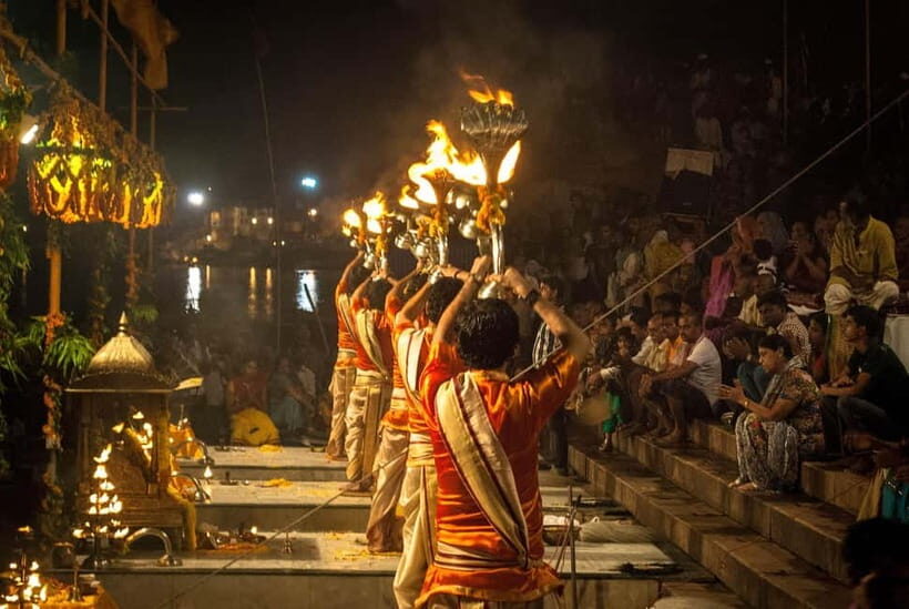 Varanasi: City Highlights of the Day Tour & Ganges Dirfting - Kashi Vishwanath Temple Walk: Old Lanes and Holy Atmosphere