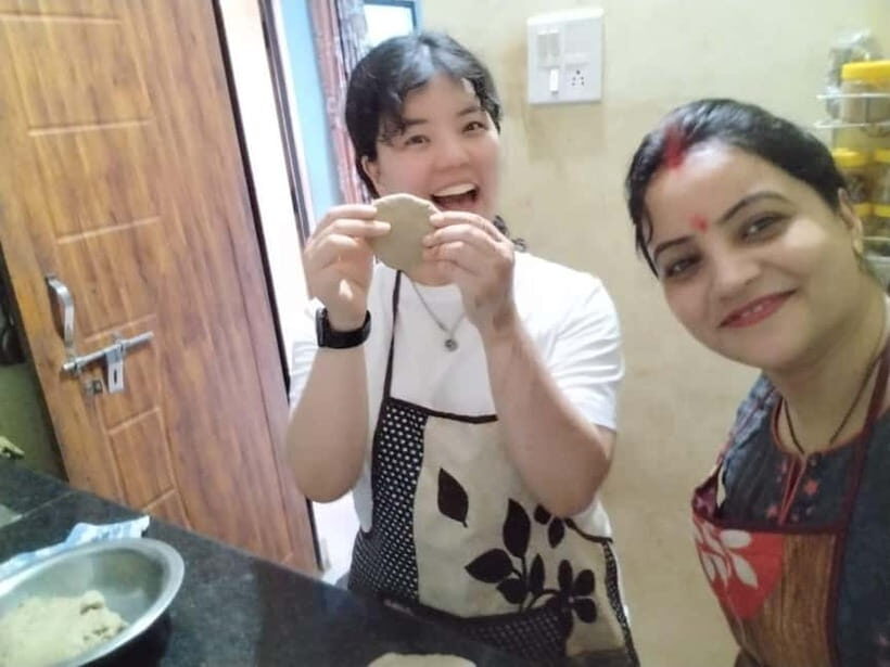 Varanasi Cooking Classes with Indu and Shobha - A typical 11 AM session: what you’ll do in 2–3 hours