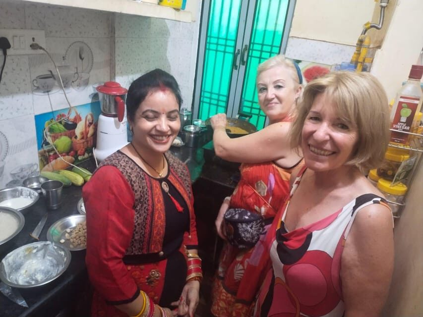 Varanasi Cooking Classes with Indu and Shobha - Practicalities: timing, meeting point, and getting there
