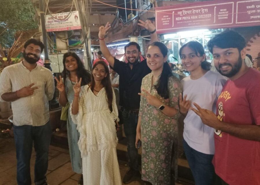 Varanasi: Cycle of Life, Death, and Rebirth Guided Tour - Walking other old ghats of Kashi: the power is in the in-between