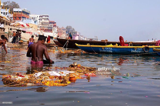 Varanasi Full day tour with Boat ride - Ganga Aarti: what you should expect from the evening ritual