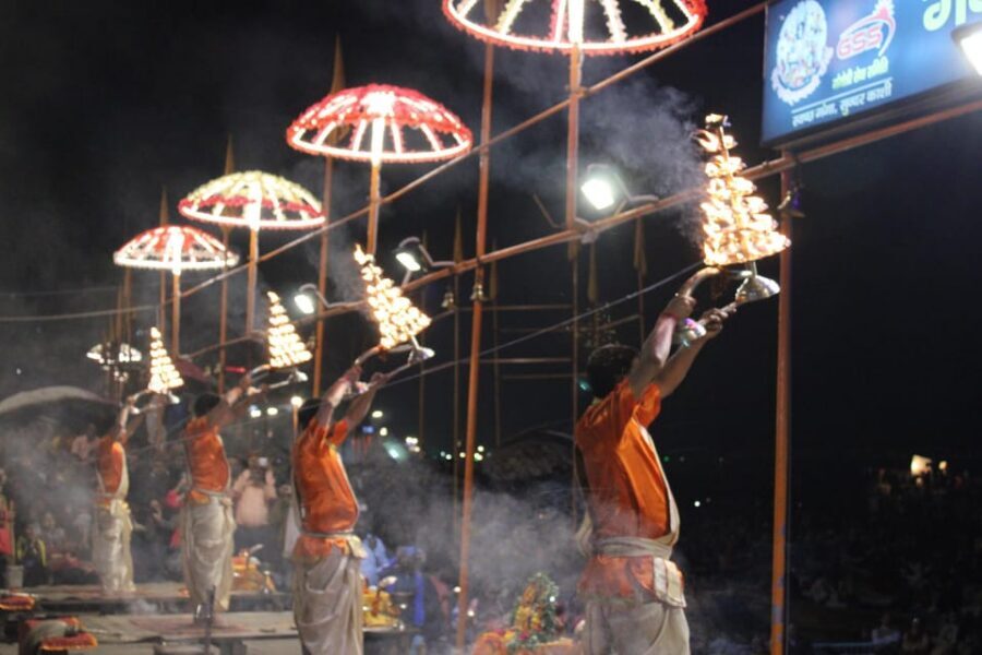 Varanasi: Ganga Arti Evening Light Ceremony on the Main Ghat - Dashashwamedh Ghat viewing setup: chairs, space, and what to aim for
