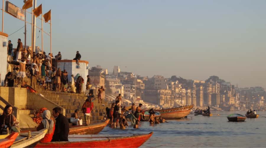 Varanasi: Half-Day City Tour and Evening Aarti (Worship) - Rooftop dinner after the ceremony