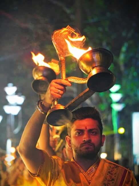 Varanasi: Half-Day City Tour & Evening Aarti with Boat Ride - Key things that make this tour worth your time
