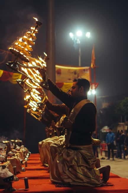 Varanasi: Half-Day City Tour & Evening Aarti with Boat Ride - Optional dinner with beer: a practical way to end the night