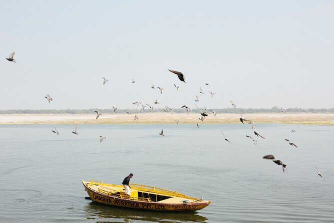 Varanasi Highlights. 1 Day Tour - Morning Landmarks: Walking the Ghats After Sunrise