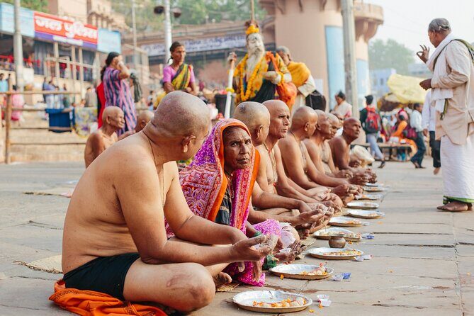 Varanasi Highlights. 1 Day Tour - Afternoon Focus: River Atmosphere and Ganges River Time