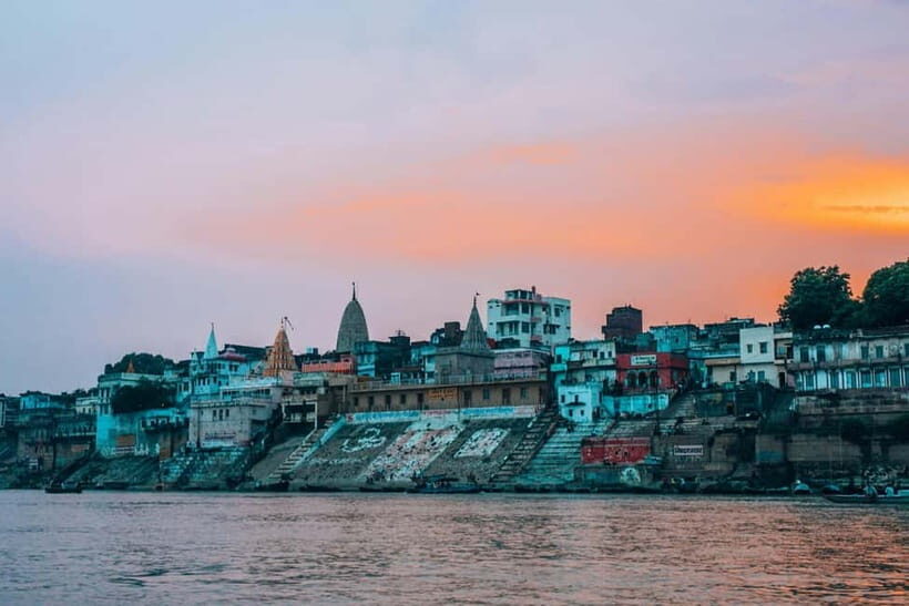 Varanasi Landmark Evening City Tour - Aarti & Boating - Dashashwamedh Ghat: where the Aarti moment takes over