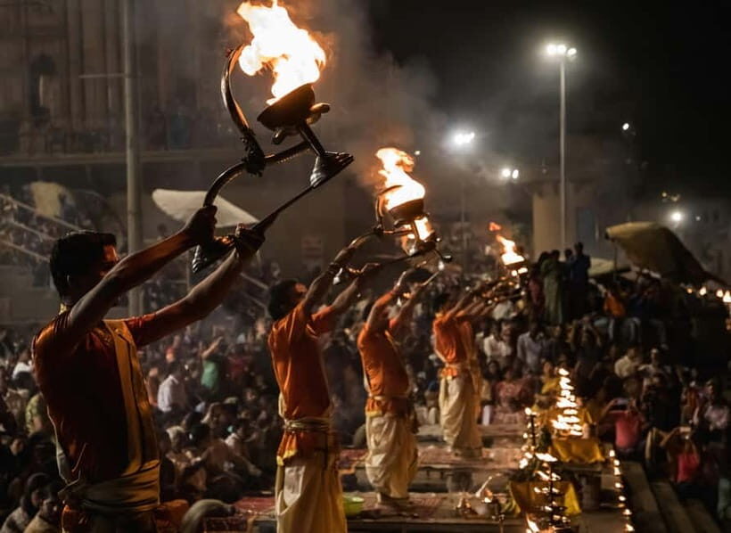 Varanasi Landmark Evening City Tour - Aarti & Boating - Price and value: why $27 can make sense here