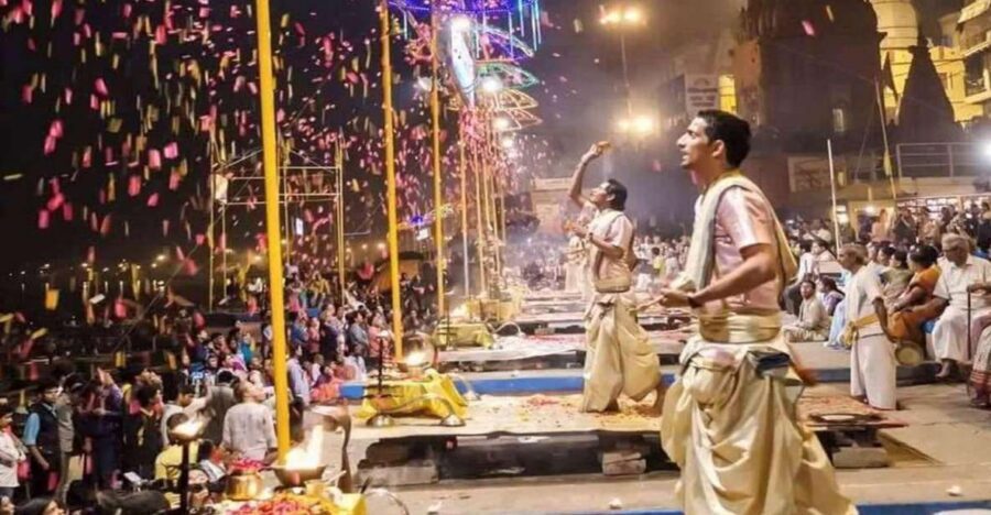 Varanasi: Night Boat Ride, Aarati Ceremony and Dinner - Key things I think you’ll care about