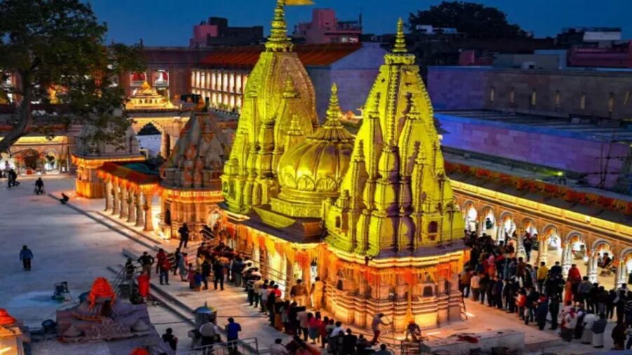 Varanasi: Private City Day Tour with Ganges Boat Ride - Banaras Hindu University and Bharat Kala Bhavan: A Calm Counterpoint