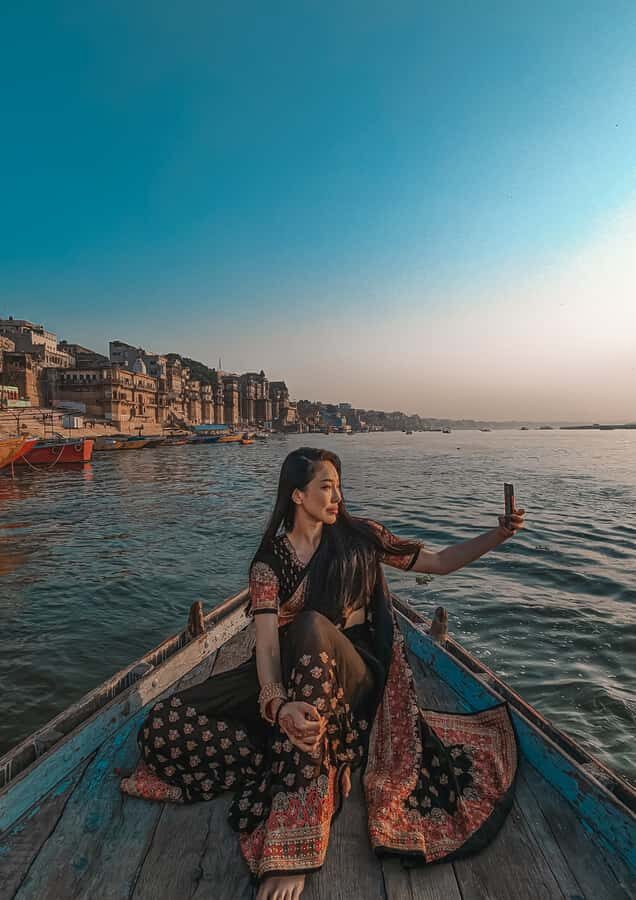 Varanasi: Private Heritage Walking Tour & Sunrise Boat Ride - Sunrise on the Ganges: what this boat ride gives you