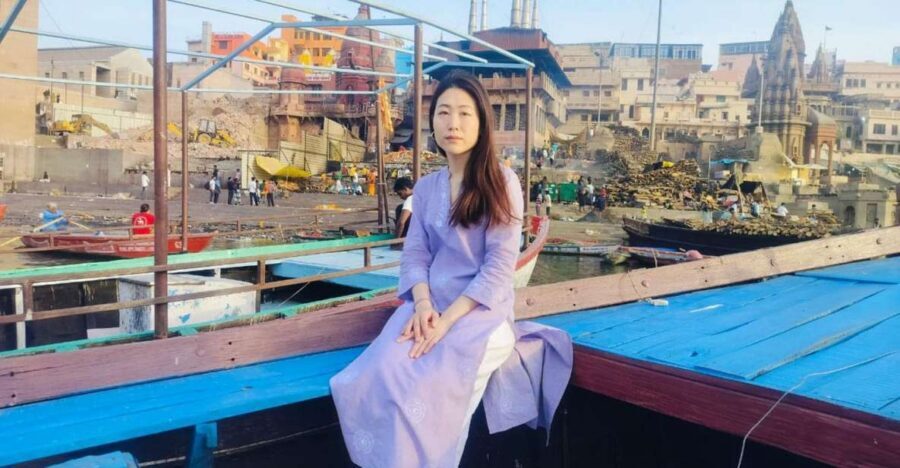 Varanasi: Private Highlights Day Trip with Ganges Cruise - Banaras Hindu University and the Birla Vishwanath Temple stop