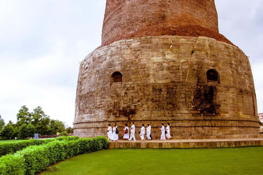 Varanasi: Sunrise & Sarnath City Tour with Multiple Options - The guides: English/Spanish context makes a difference