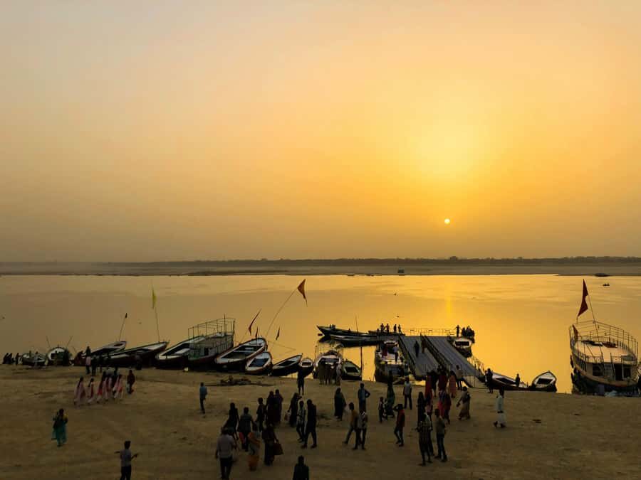 Varanasi: Sunrise walking tour with Chai & Arti Ceremony - Pickup, timing, and comfort tips that keep the morning smooth