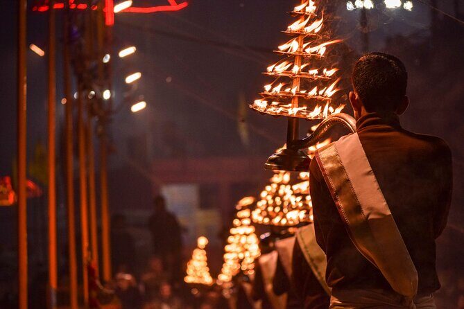 Varanasi Temples and City Sightseeing Walking Tour - Shri Kashi Vishwanath Temple (Golden Temple): Where the Day Starts
